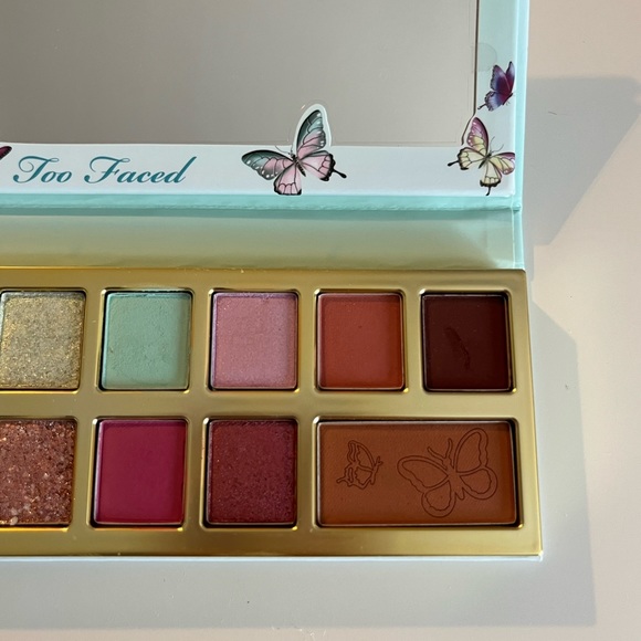 TOO FACED TOO FEMME EYESHADOW PALETTE 🦋 - Picture 5 of 6